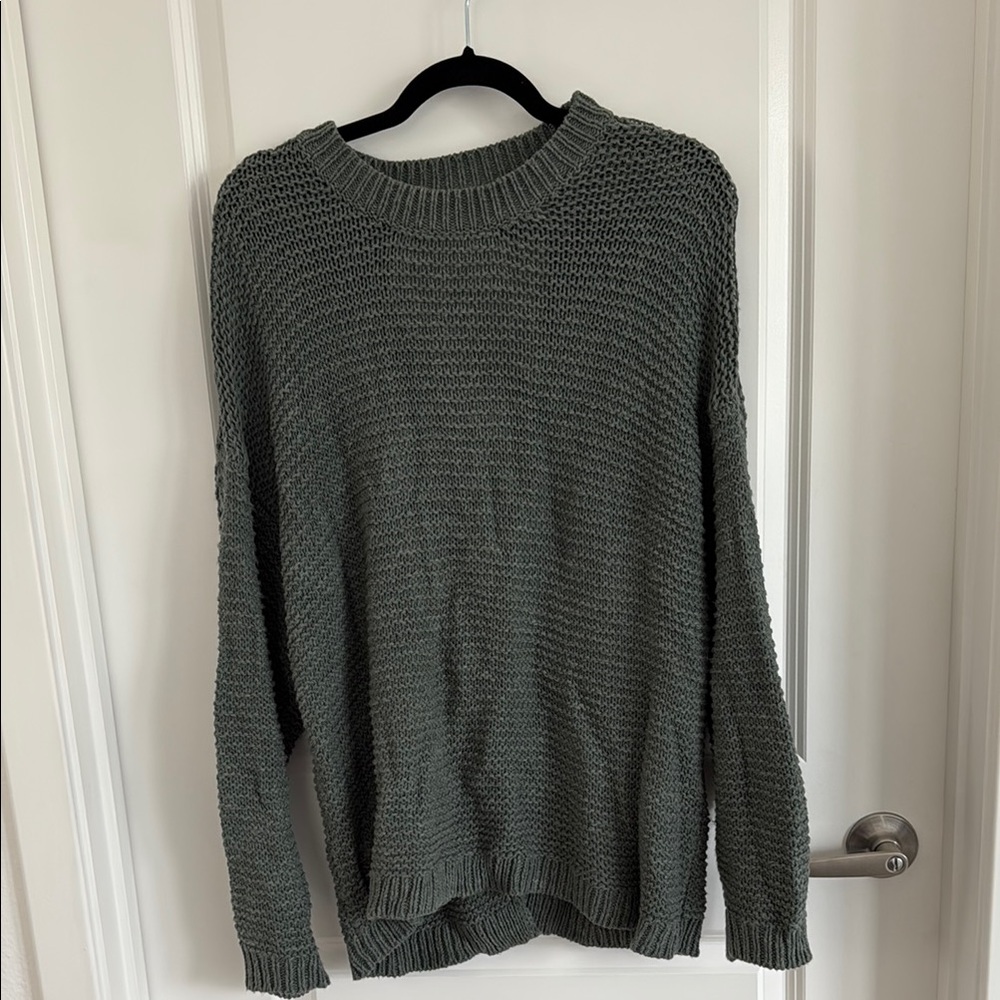 Aerie Green Oversized Women Sweater - MEDIUM